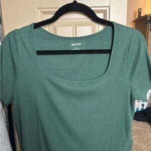 Hollister Women's Green Top